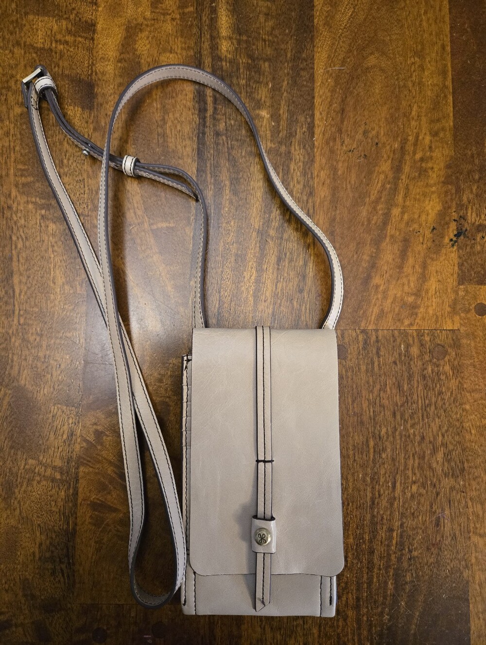 Hobo Minimalist Crossbody